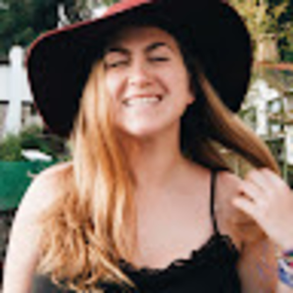 Meet your Posher, Constanza
